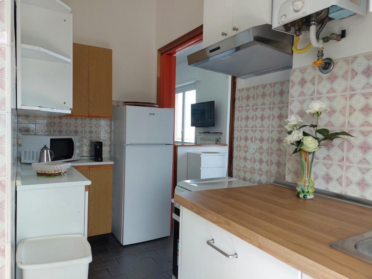 Maremare, Really On The Beach, With Private Parking Savona Exterior photo